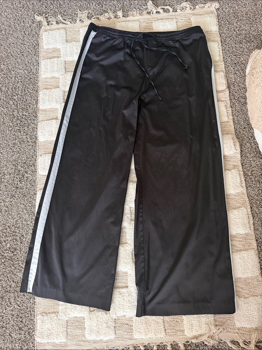 Zara Black Wide-Leg Track Pants with white Side Stripe